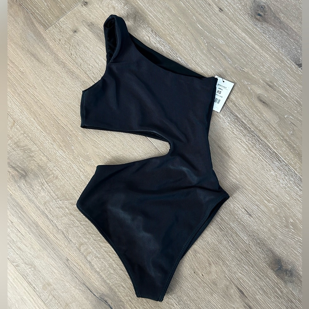 Beach Riot Celine Ribbed One Piece Black - Picture 2 of 5